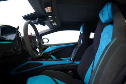 صورة 15 لـ 2024 Lamborghini REVUELTO