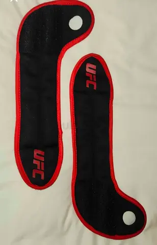 Pair of UFC adjustable wrist/ankle weights - light training accessory