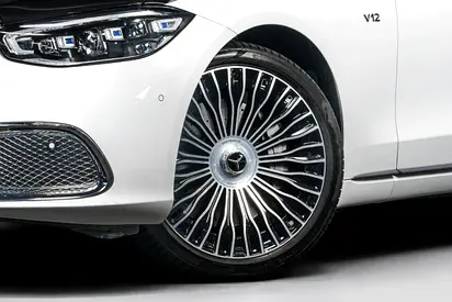 صورة 8 لـ 2024 Mercedes-BENZ S-CLASS MAYBACH