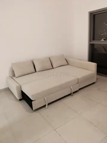 Ikea sofa cumbed with storage like new - Excellent condition