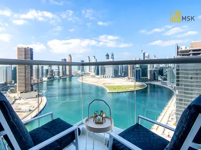Luxury Canal-View | Burj Khalifa View | Fully furnished