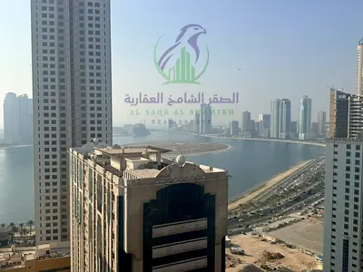 شقة 3 غرف وصالة للإيجار في التعاون – إطلالة بحرية، غرفة خادمة، غرفة غسيل، تكييف مجاني، جيم ومسبح وشهر مجاني، 4 دفعات.