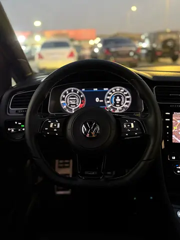2018 Volkswagen GOLF R — миниатюра 12