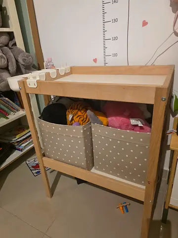 Baby changing table