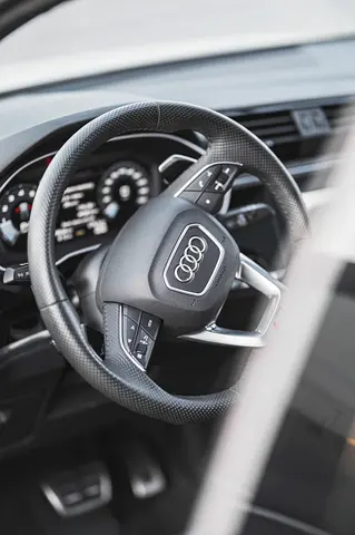 2021 AUDI RS Q3 photo 7