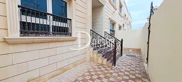 family villa 5BR/ peaceful living 150k