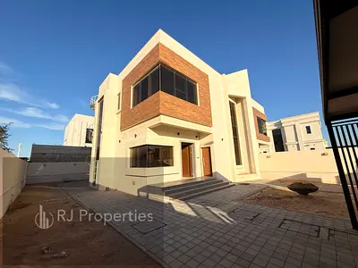 LUXURY 4BHK VILLA wardrobe maid room garden near to mosque