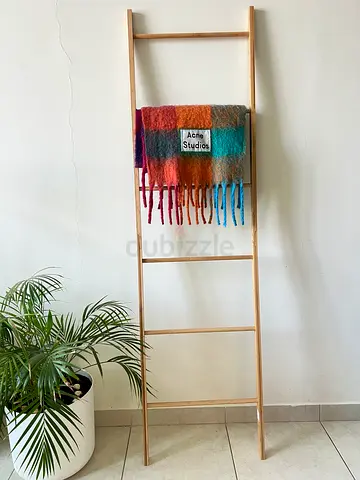 Ladder AED 50/-