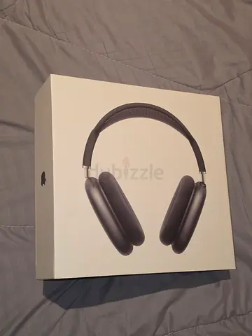 Airpods max Usb-c Midnight BRAND New unused