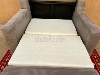 Same like new Condition Crate&Barrel _axis Sofa Bed