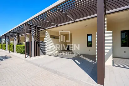 Well Maintained | Spacious Family Friendly