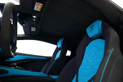 صورة 16 لـ 2024 Lamborghini REVUELTO