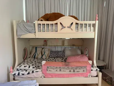 Bunk bed