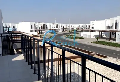 Vacant l Condominium l Book it now