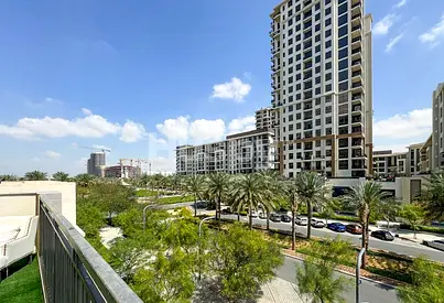 Park View | Vacant | Large Layout