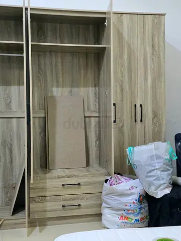 Large 6 door Wardrobe with Mirrors and Drawers - دولاب - خزانه