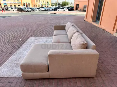 Looking Great Crate&Barrel L Shape Sofa Beige