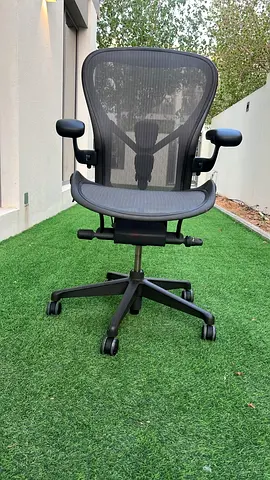 Herman Miller Aeron Remastered size C fully loaded