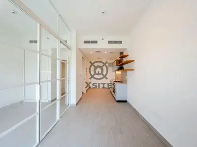 Classy 1 BR | Well-Lit | Community View