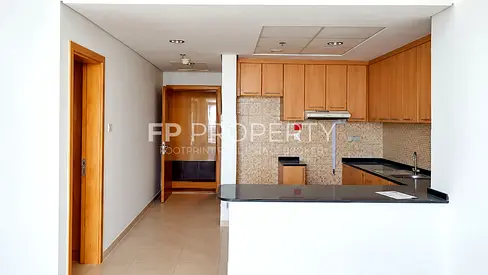 1BR - Mid Floor - Facing Canal - Spacious N Bright