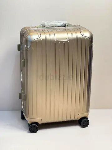 Rimowa cabin size