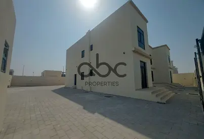 Luxurious 8BR | Ready To Move | Maid & Laundry Room