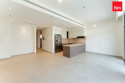 G+2 Park Facing Single Row 3 Beds Ready To Move