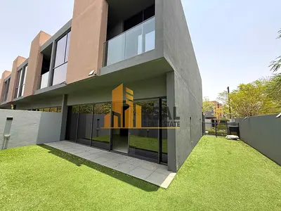 Best opportunity // 3 Bedroom Townhouse // corner unit // premium Amenities