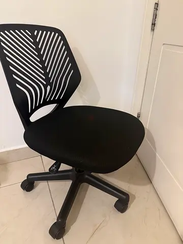 Spencer study chair
