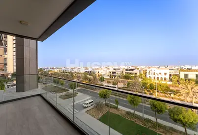 Corner Unit | Vacant | Pool and Villa View
