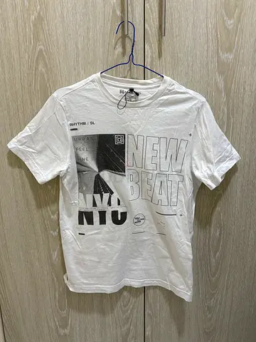 White Graphic 'New Beat' NYC Cotton T‑Shirt - Size S