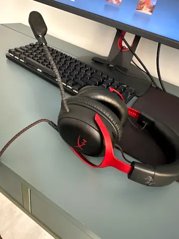 Hyper headphones