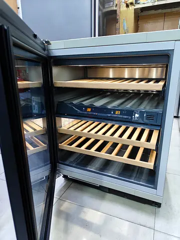 Built-in Miele Wine Cooler — Undercounter Wine Fridge in Excellent Condition