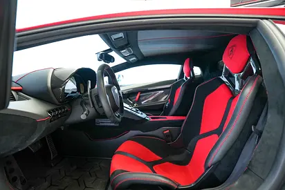 2019 Lamborghini AVENTADOR 缩略图 12