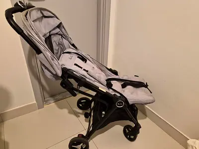 SilverCross Lightweight compact stroller in good condition
