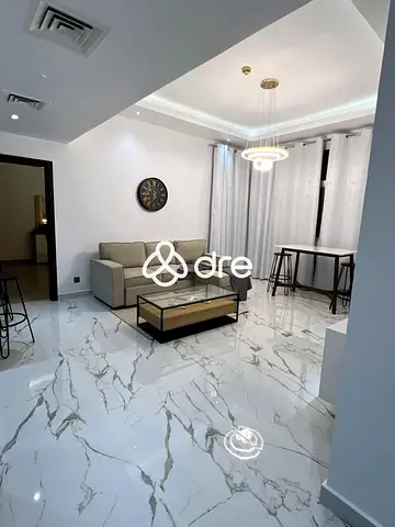 Community View | Low Floor |