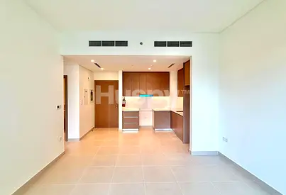 Vacant | Largest Terrace | Direct Amenity Access