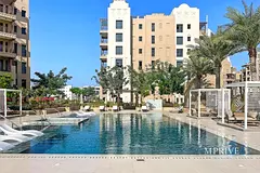 Elegant 2BR | Furnished | Community View