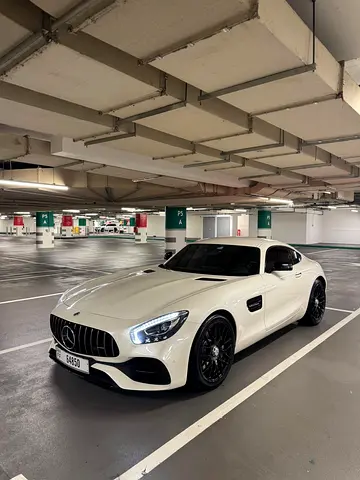 صورة 2 لـ 2018 Mercedes-BENZ AMG