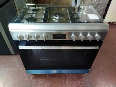 Bosch series 6 model 5 burner full gas cooker 90 cm new model same like a new condition