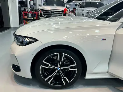 صورة 8 لـ 2024 BMW 3-SERIES