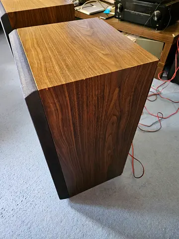 Music Speakers SANSUI MADE IN JAPAN