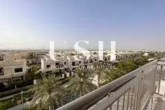 3 BR + M | Townhouse View | Vacant | Semi Closed Kitchen