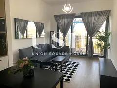 Contemporary 1-Bed l Furnished l Vacant