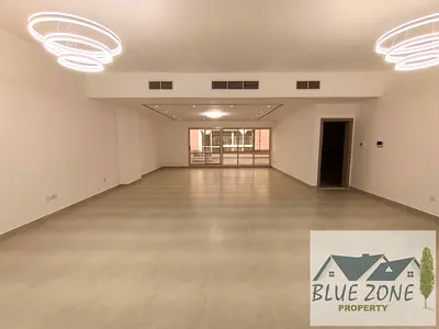 Al Garhoud 3 Bedroom Villa With Basement &Maid Room| Fully Renovated |