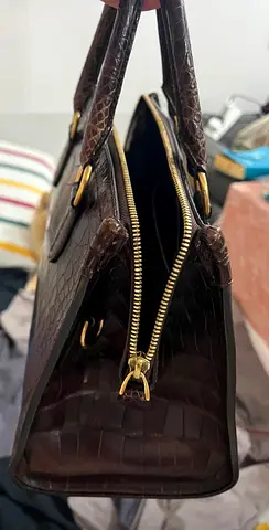 Brown Ralph Lauren Alligator satchel bag Model Ricky 33 with top zip and double handle gold hardware
