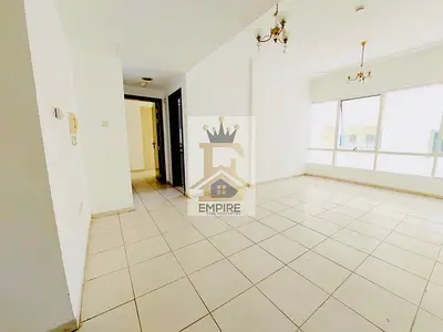 Hot offer,,15 days,,spacious living,,balcony,,bright,,wardrobe