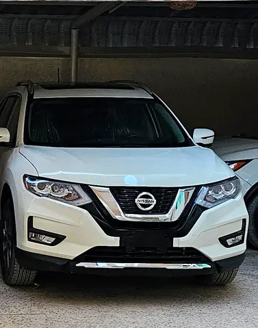 2016 Nissan ROGUE 照片 1