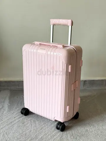 Rimowa essential lite cabin