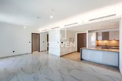 Biggest Layout | Stunning View | PHPP | Modern Apt